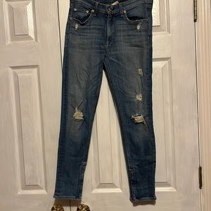Rag & Bone shredded skinny Jean size 30